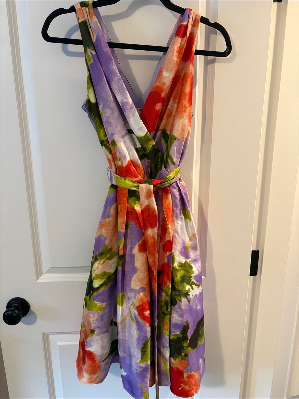 Evan Picone Sleeveless Floral V-Neck swing Dress in Lavender and Orange